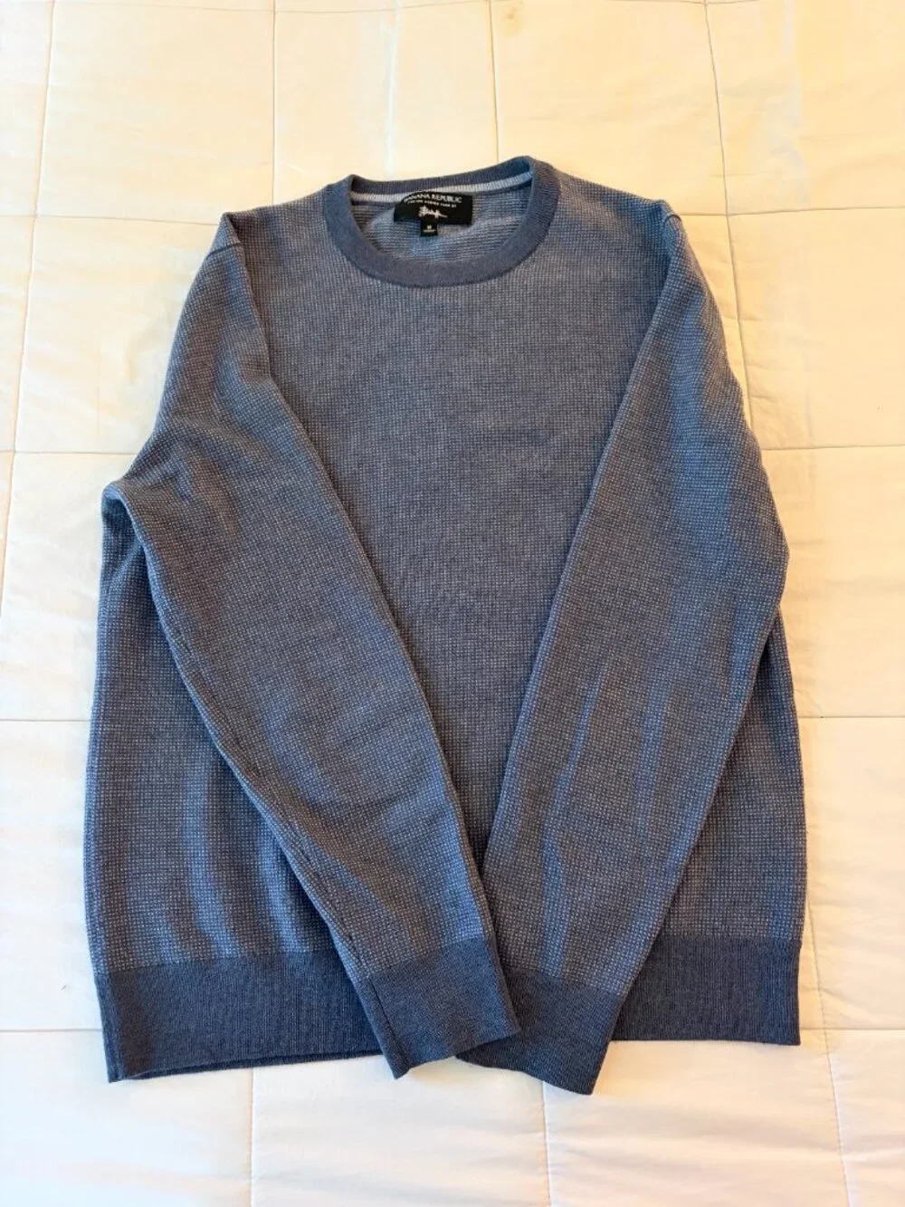 Banana Republic sweater in Italian merino M